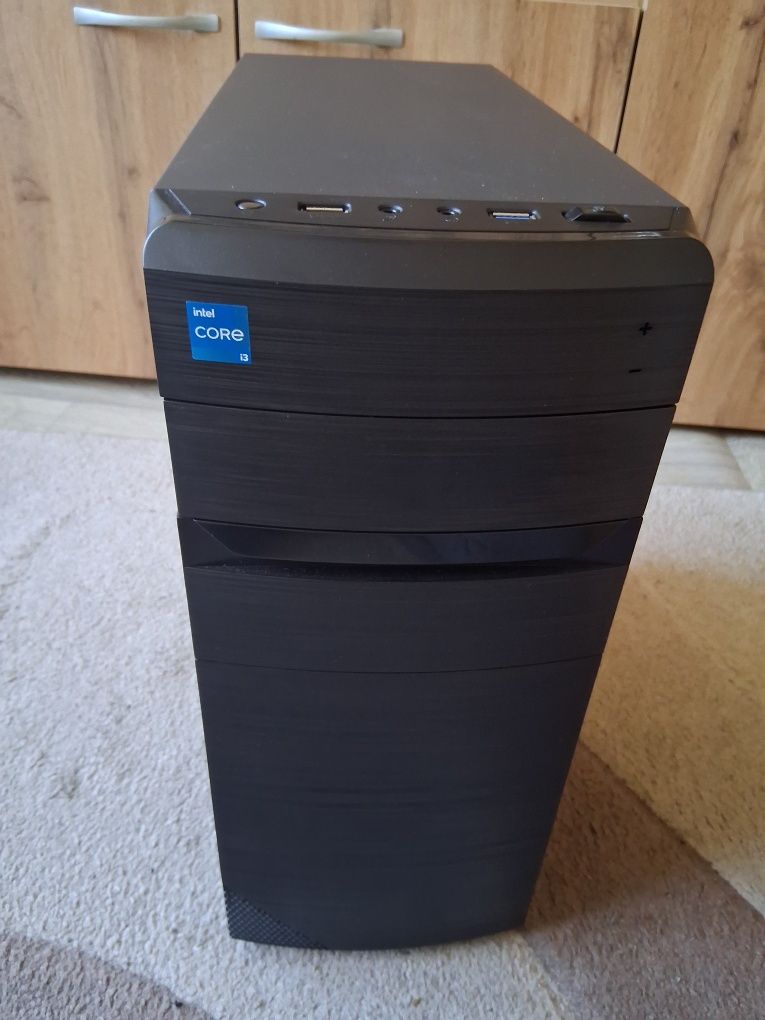 i3 13100f RAM 32GB DDR5 RTX 3050 8GB SSD 256GB