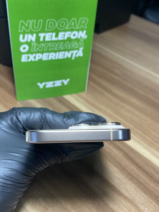 iPhone 16 Pro / 256 GB / Sănătate baterie 100% / Ca nou