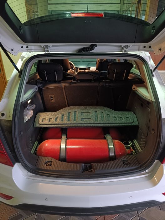 Tracker 1 sotiladi 2019-yil