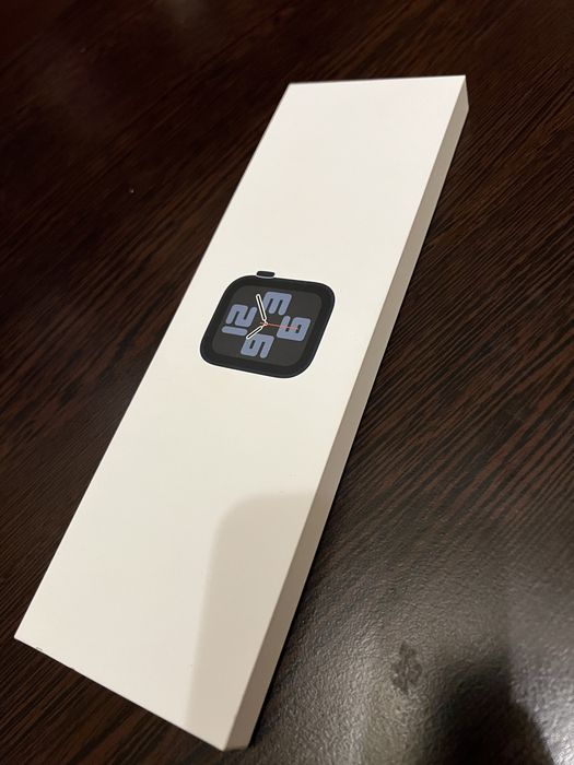 Apple Watch SE (2-ро поколение) GPS + Cellular – 44 мм, с гаранция!!!