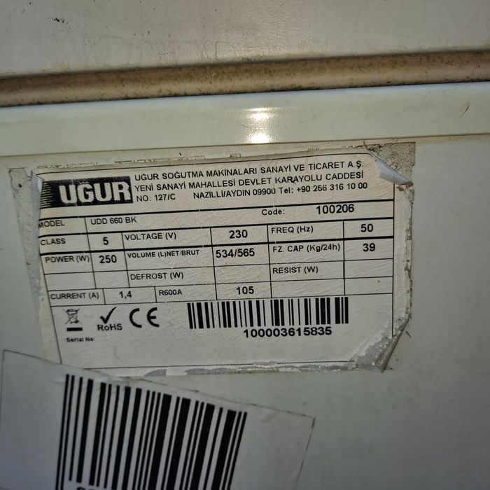 Lada frigorifica mare