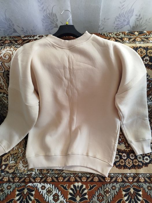 Свитшот тёплый бежевый