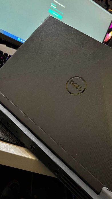 Игровой ноутбук DELL G15