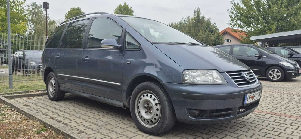 VW Sharan 1.9 TDi 130 Cp 2005 cu 7 Locuri