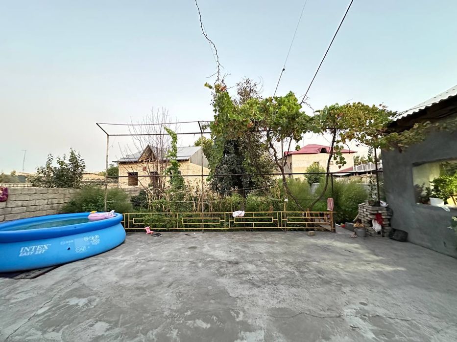 Уй сотилади 8 сотихи 35000$