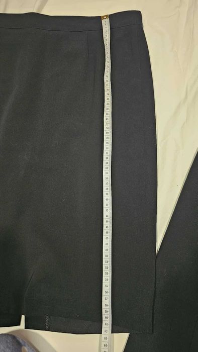 Costum Sacou negru, cambrat și fustă dreaptă neagră, S(36) Comma.