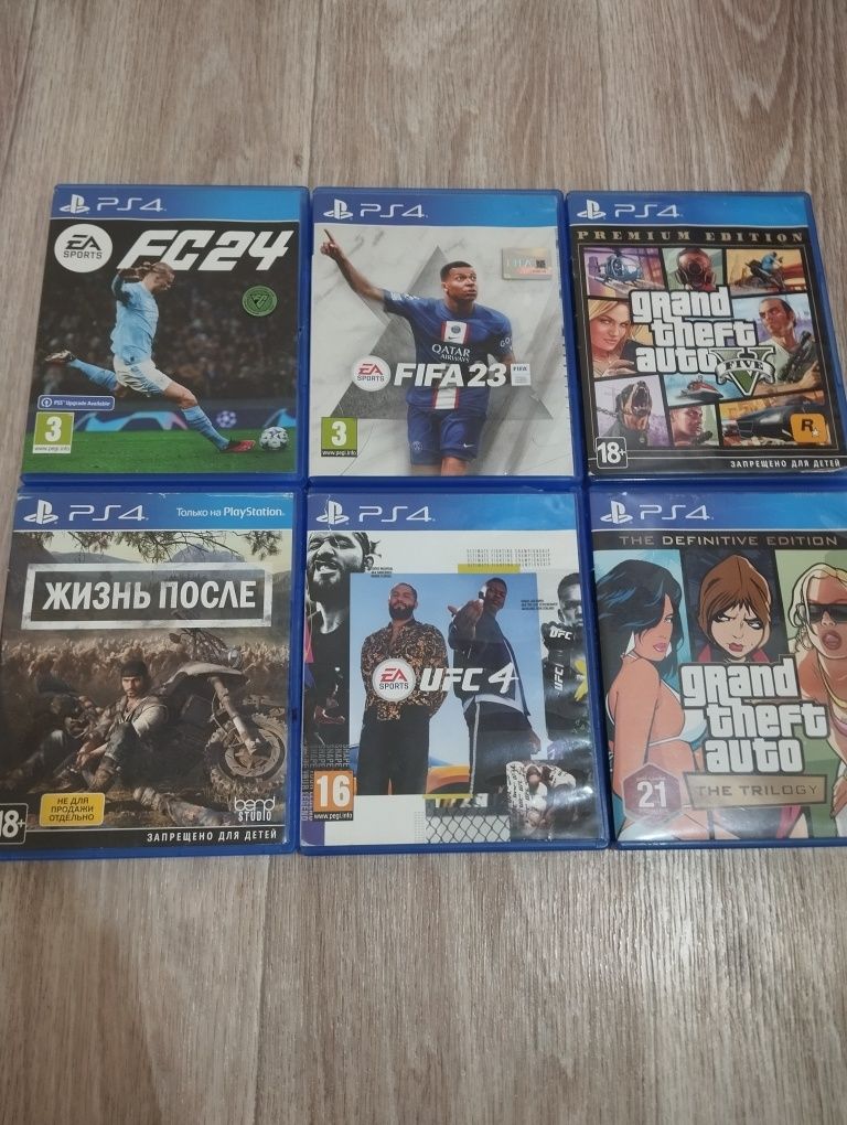 Продам ps4 fat в хорошем состоянии