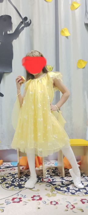 Платье на девочку, праздничное