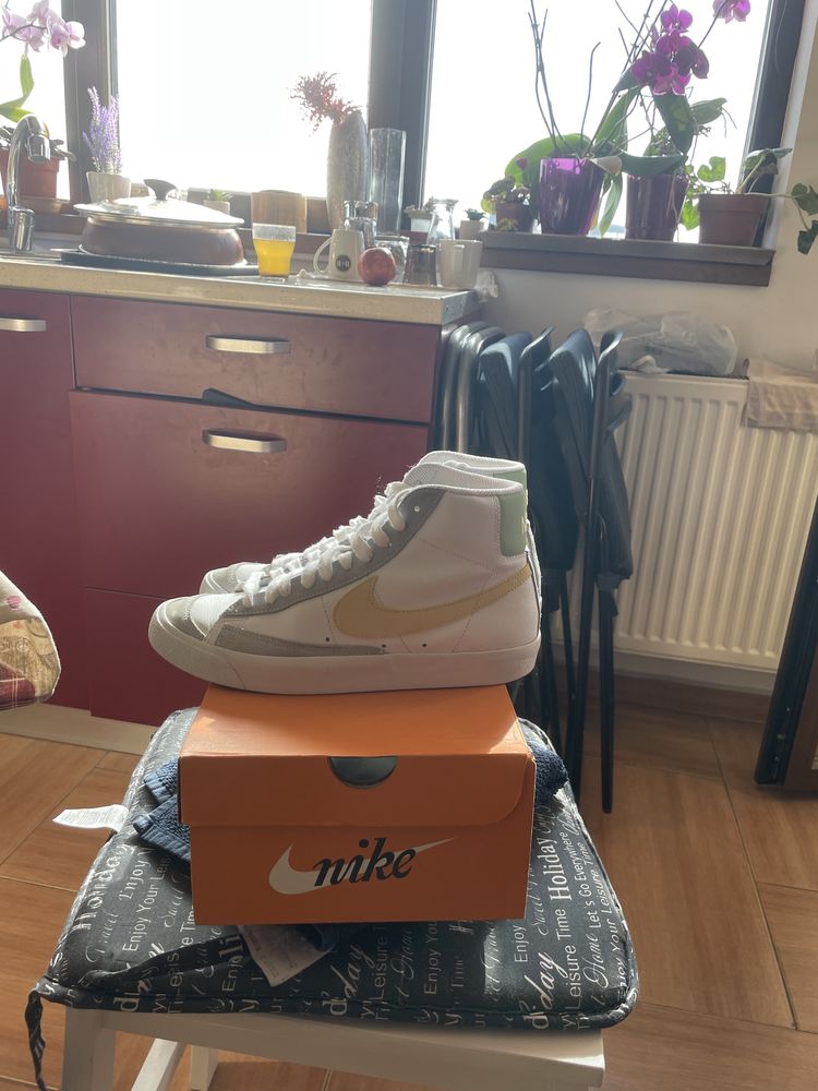 Nike Blazer Mid 77 Lemon Wash