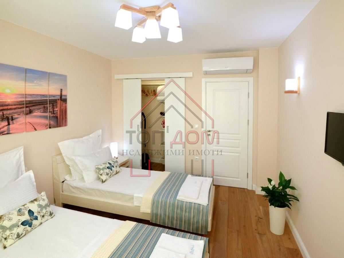 Дава се под наем Четиристаен апартамент в Варна, Център - 100 кв.м за 1500 € - Снимка #2