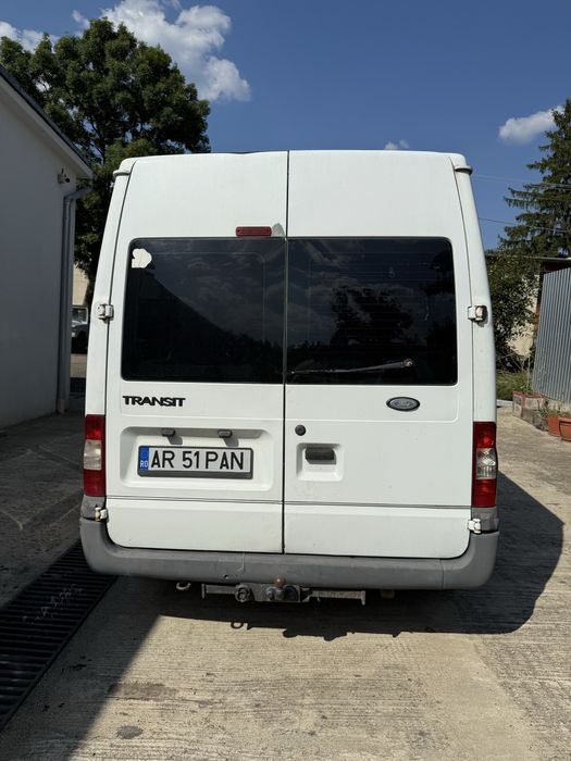 Ford Transit 2.2 8+1 locuri