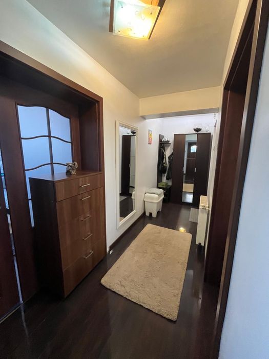 Se ofera spre vanzare apartament cu 3 camere in orasul Aiud.