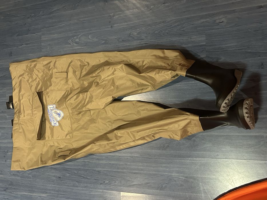 Риболовен гащеризон+жилетка