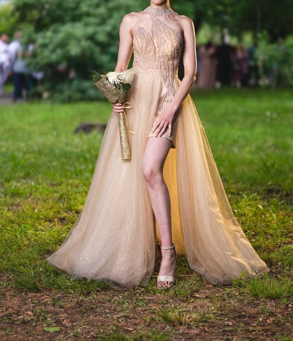 Дизайнерска бална рокля