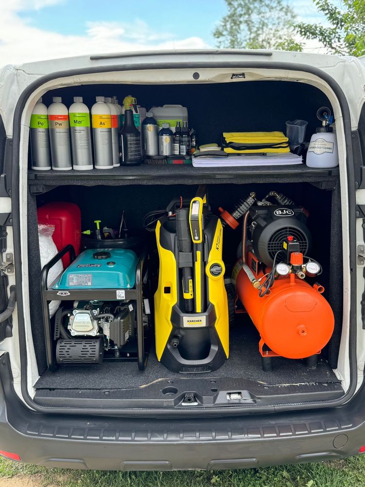Detailing auto la domiciliu/Curățare tapițerie auto/Spălătorie mobilă