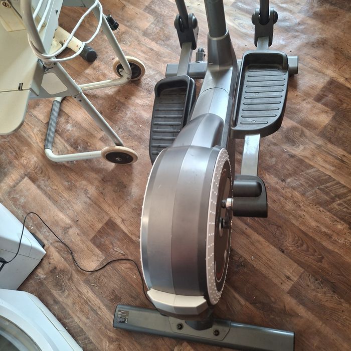 Продавам Велоергометър в отлично,състояние.