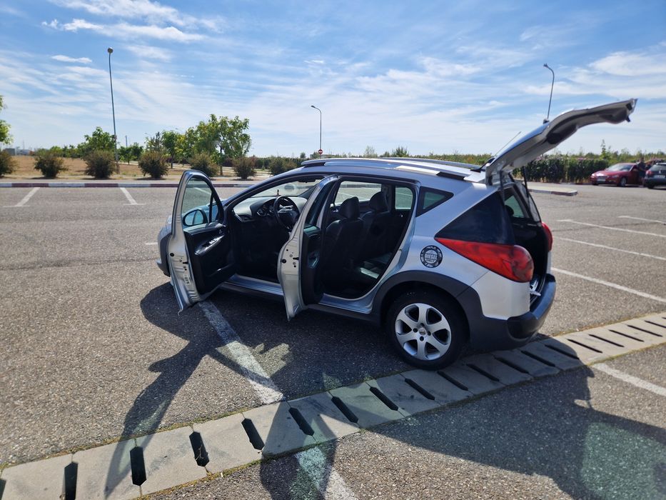 Peugeot 207 SW OUTDOOR