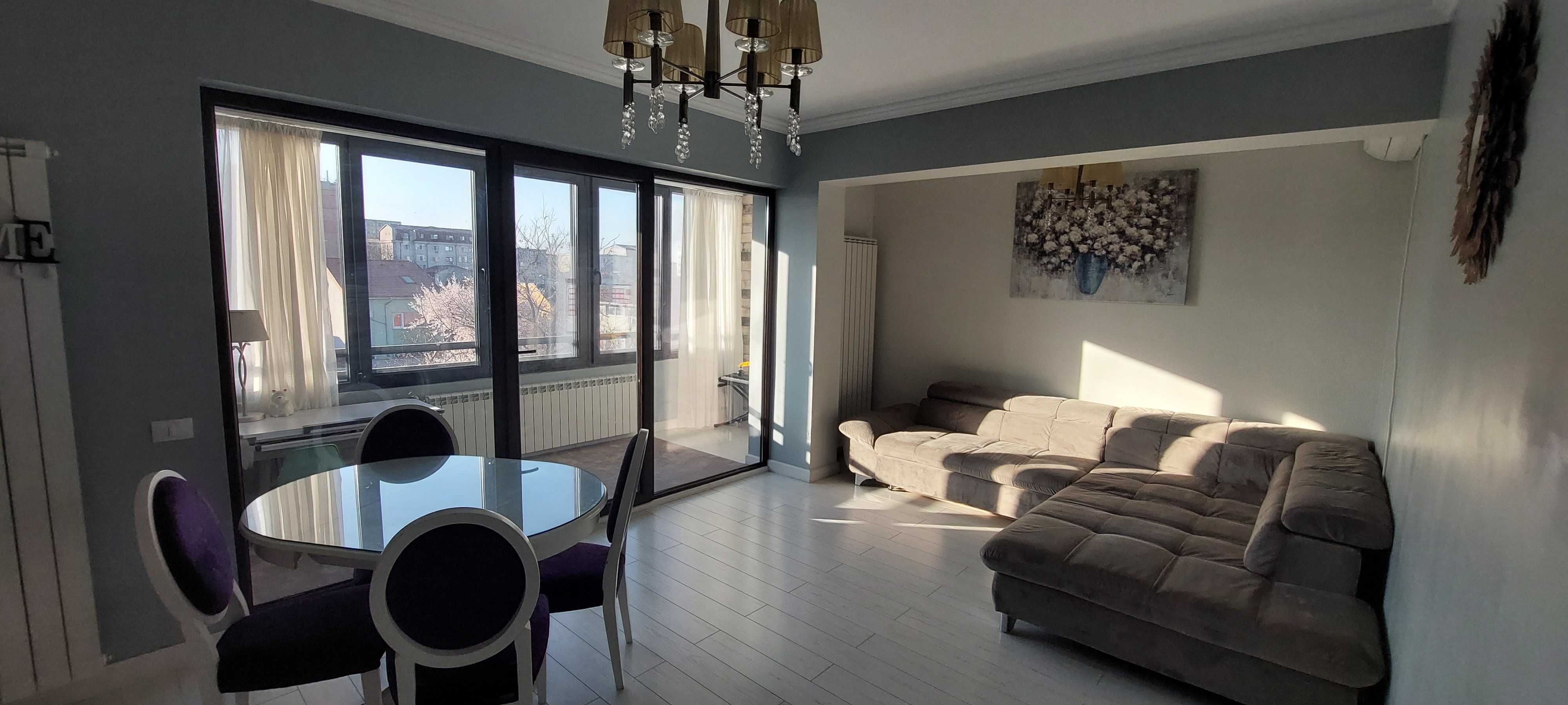 Apartament 3 camere + spațíu tehnic + garaj