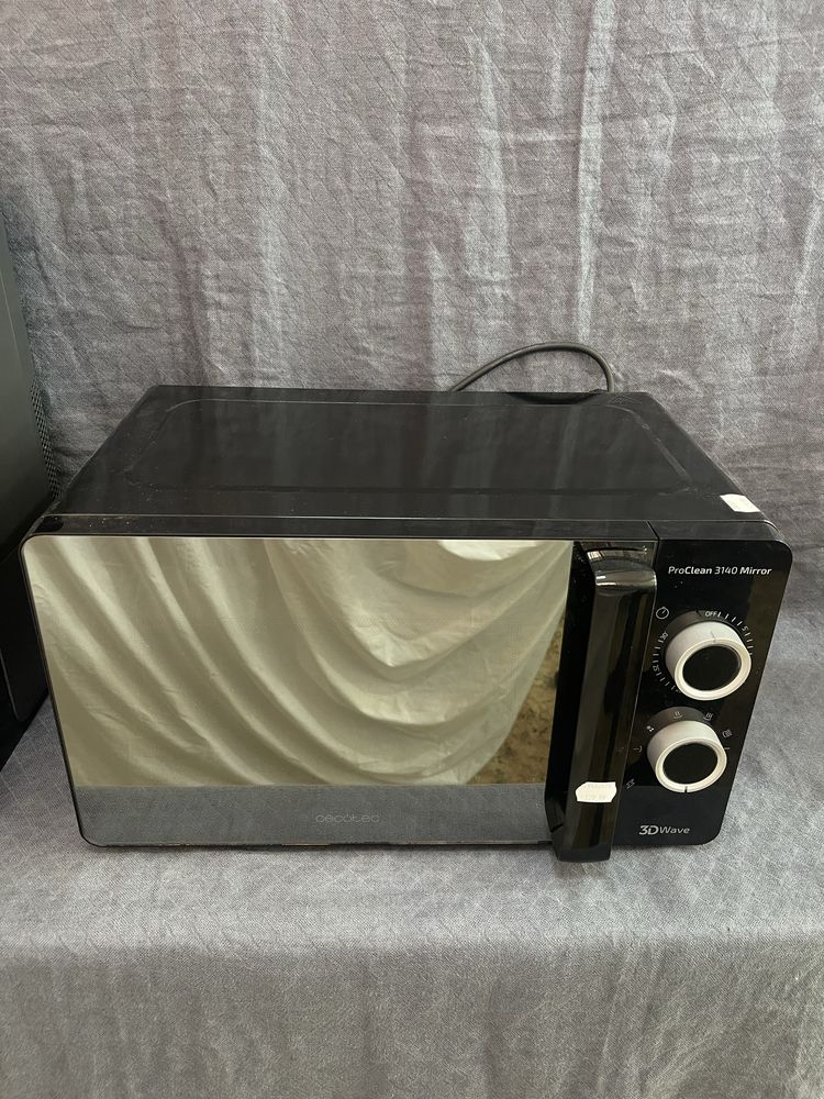 Микровълнова CECOTEC