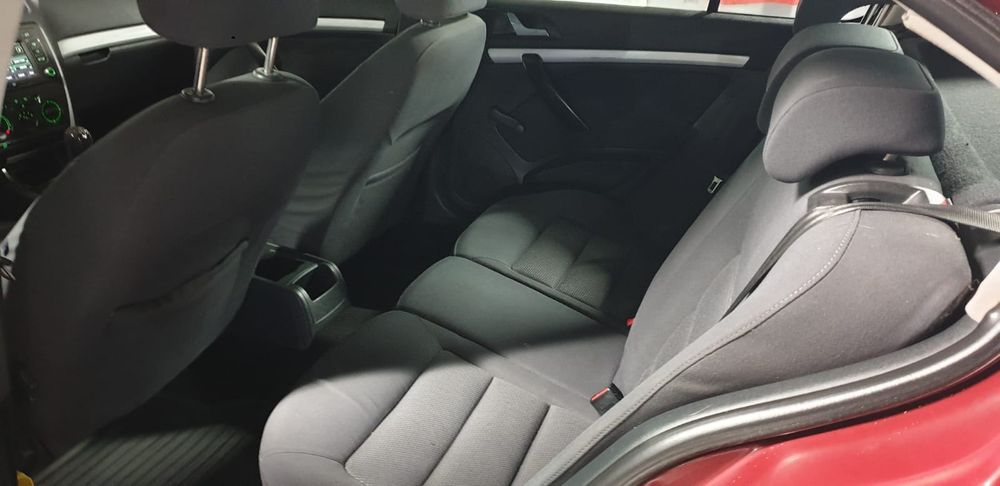 Skoda Octavia 2 1.6MPI benzina ' Navi Prim proprietar Ro