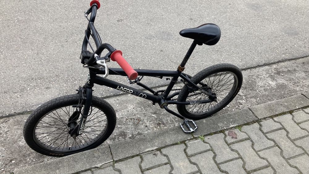 Vand bicicleta BMX hyper spinner pro model.