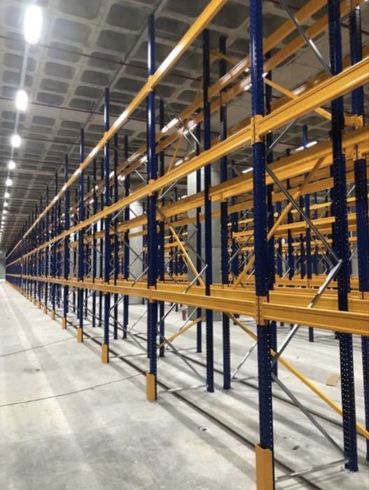 Rafturi metalice depozitare paleti industriale 654x888