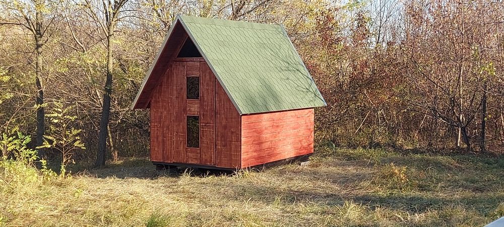 Vând cabană pentru gradină