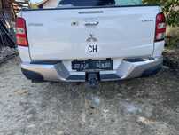 Теглич за Mitsubishi L200