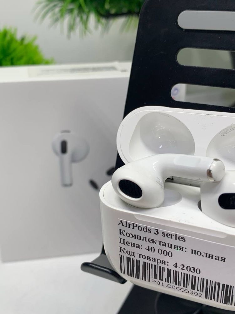 AirPods 3 series