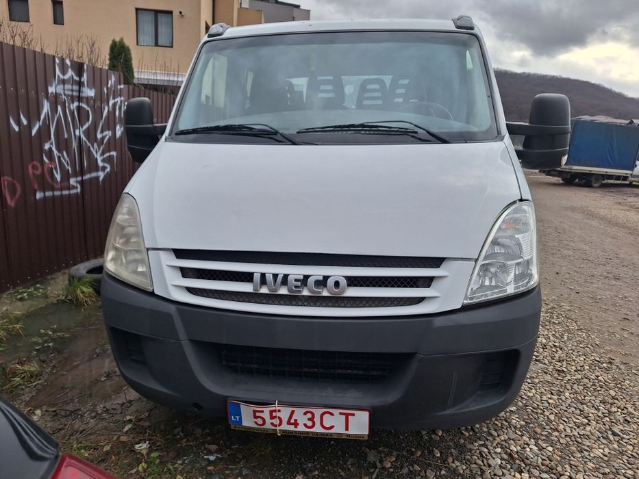 IVECO Daily Autoutilitara 2011, 7 locuri