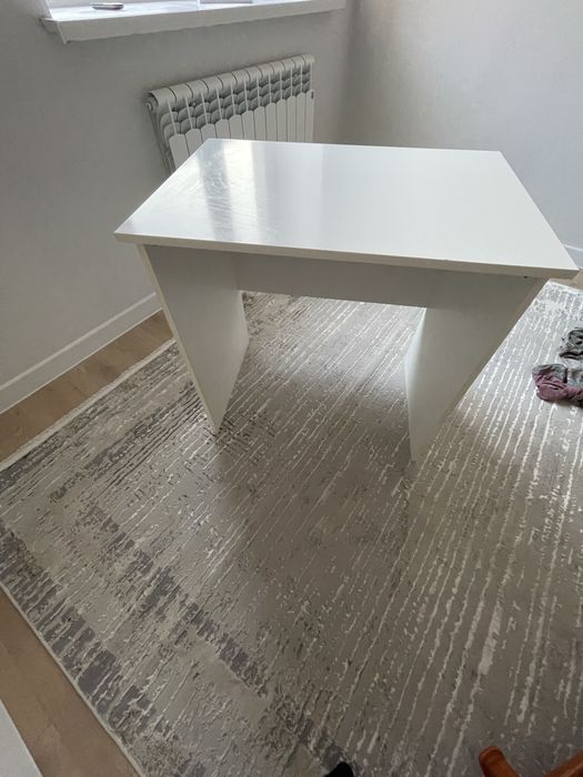 ИКЕА стол сатылады ,качество хорошая