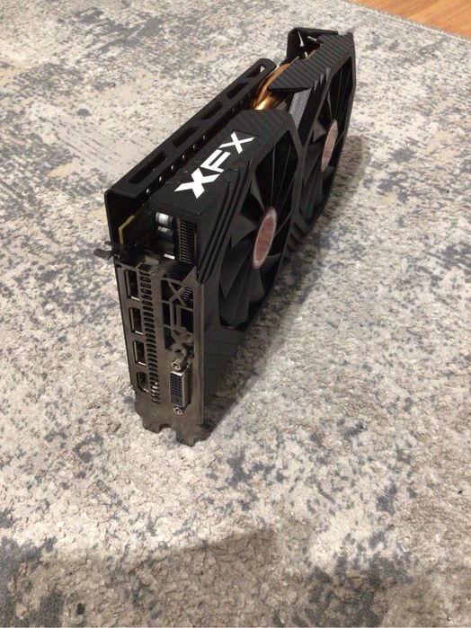 Schimb Placa video Amd Radeon RX580 cu intel arc a380 low profile