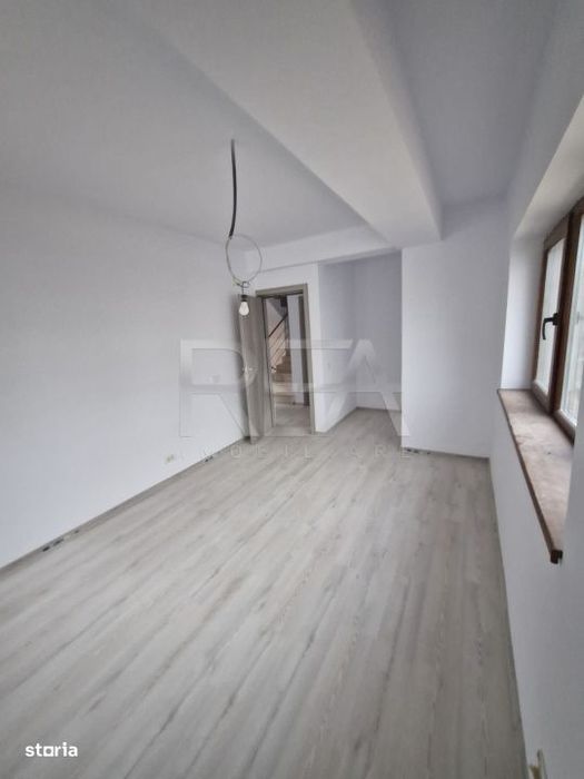 Duplex cu 4 camere la 1,7 kilometri de statia de metrou Nicolae Teclu