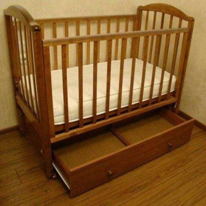 Продам детскую кровать с матрасом
