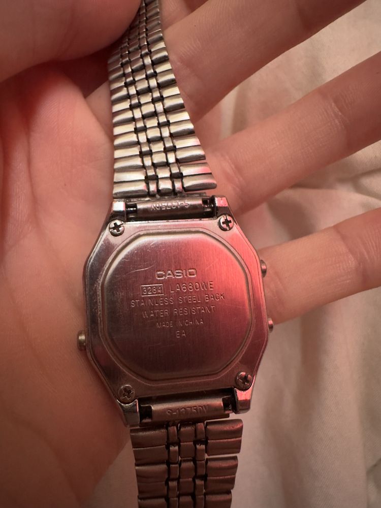 Часовник CASIO vintage  LA680WEA-1E