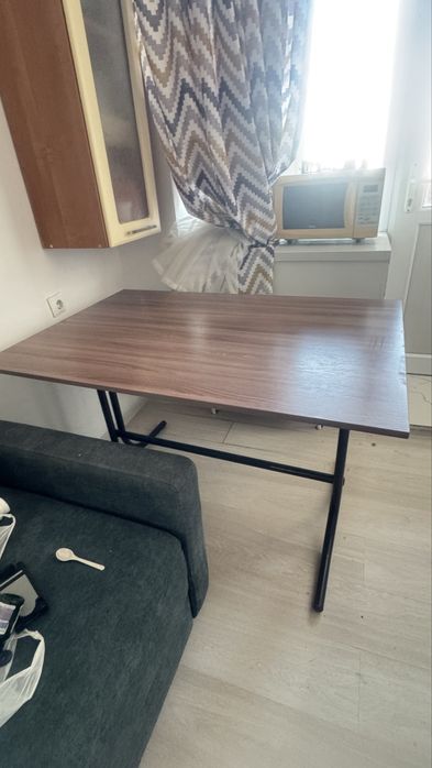 Стол для кухни как на фото