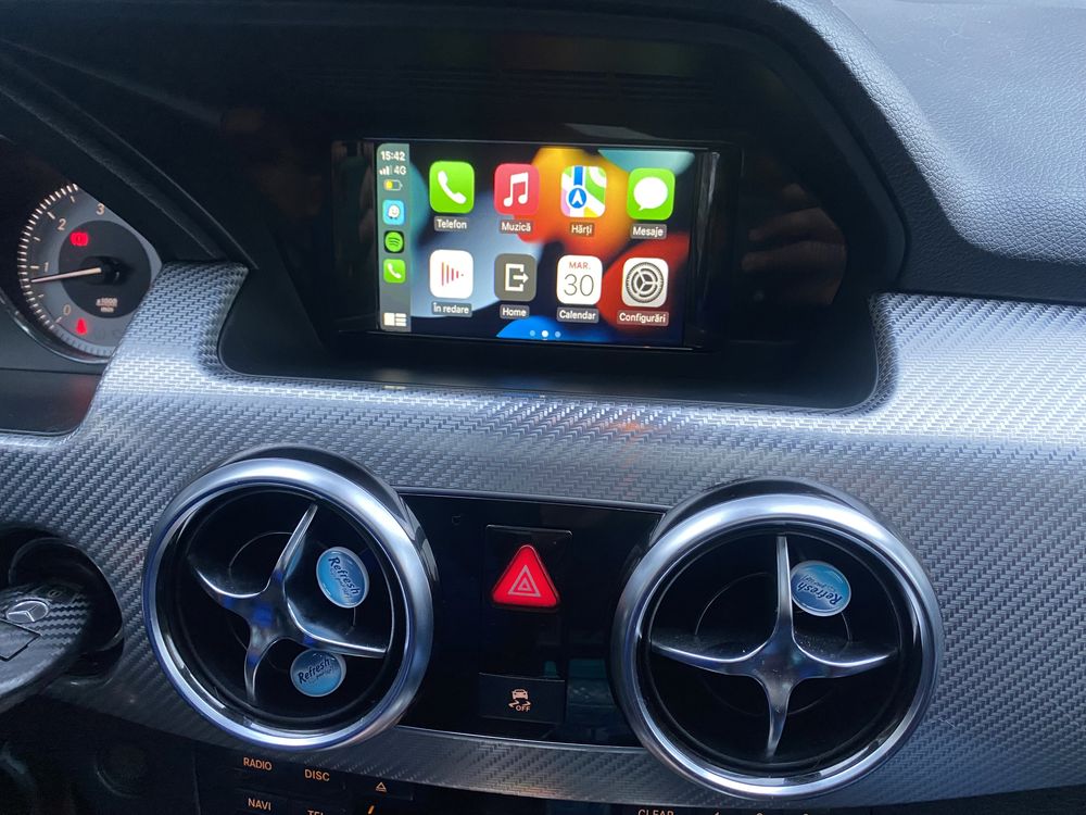 Apple CarPlay & Android Auto Mercedes Becker A B C E CLA GLA GLK ML