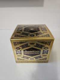 1 кутия нов луксозен тамян.Haramain Oudh Ma'al Attar Maliki
