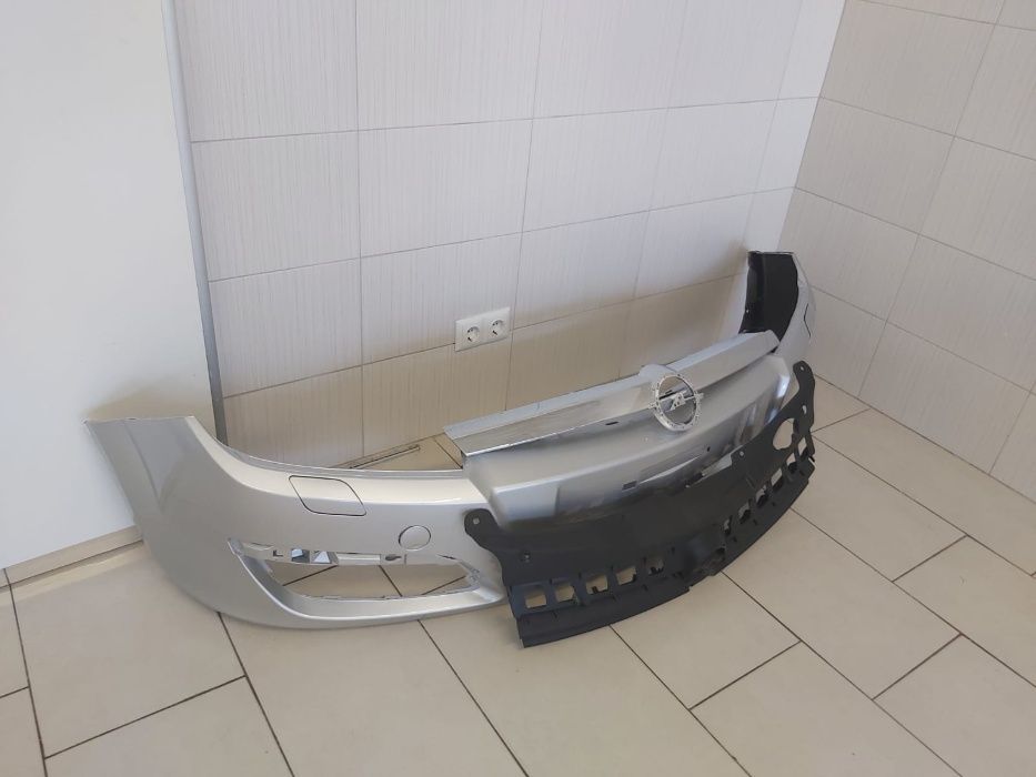 Pachet Bara Fata+Grila Radiator Opel Astra H 2004-2007 (Z157 (Gri))