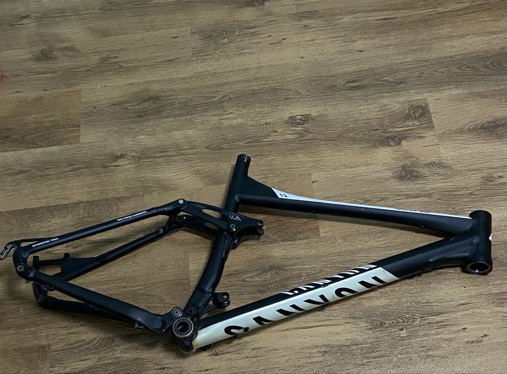 Рамка Canyon nerve AM f8