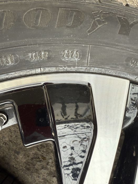 Mercedes Benz GLS GLE 275/50/20 зимни гуми