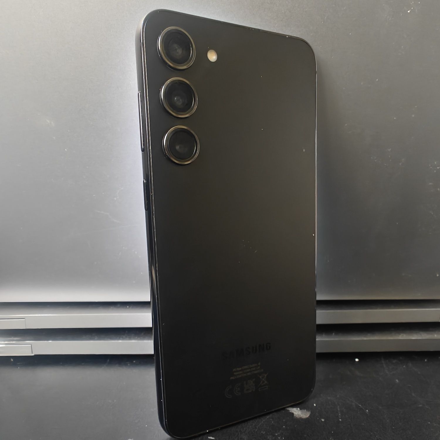 Продава Samsung S23 plus/256