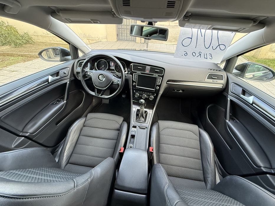 Vand VW Golf 7R-line 2,0tdi 150CP, euro6, piele, navi , xenon 2016