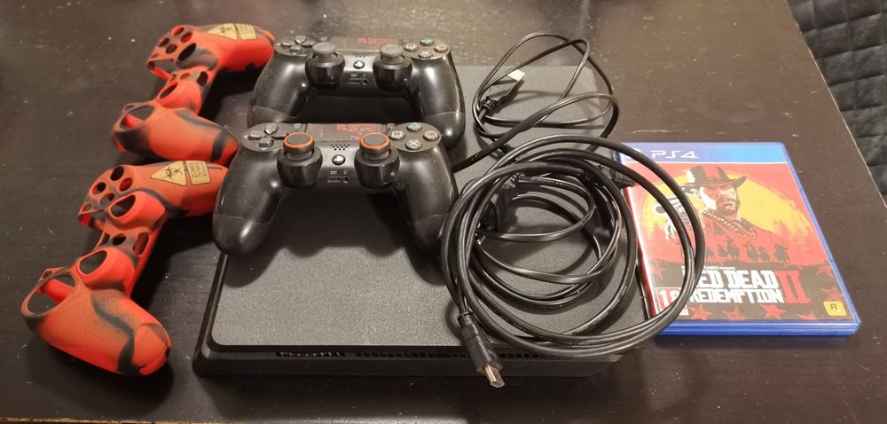 Игрална конзола Sony Play Station 4, PS4
