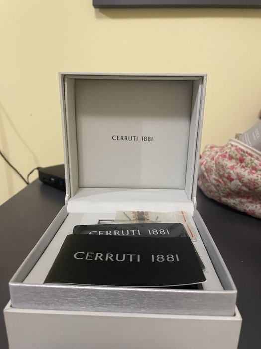 Дамски часовник Cerruti