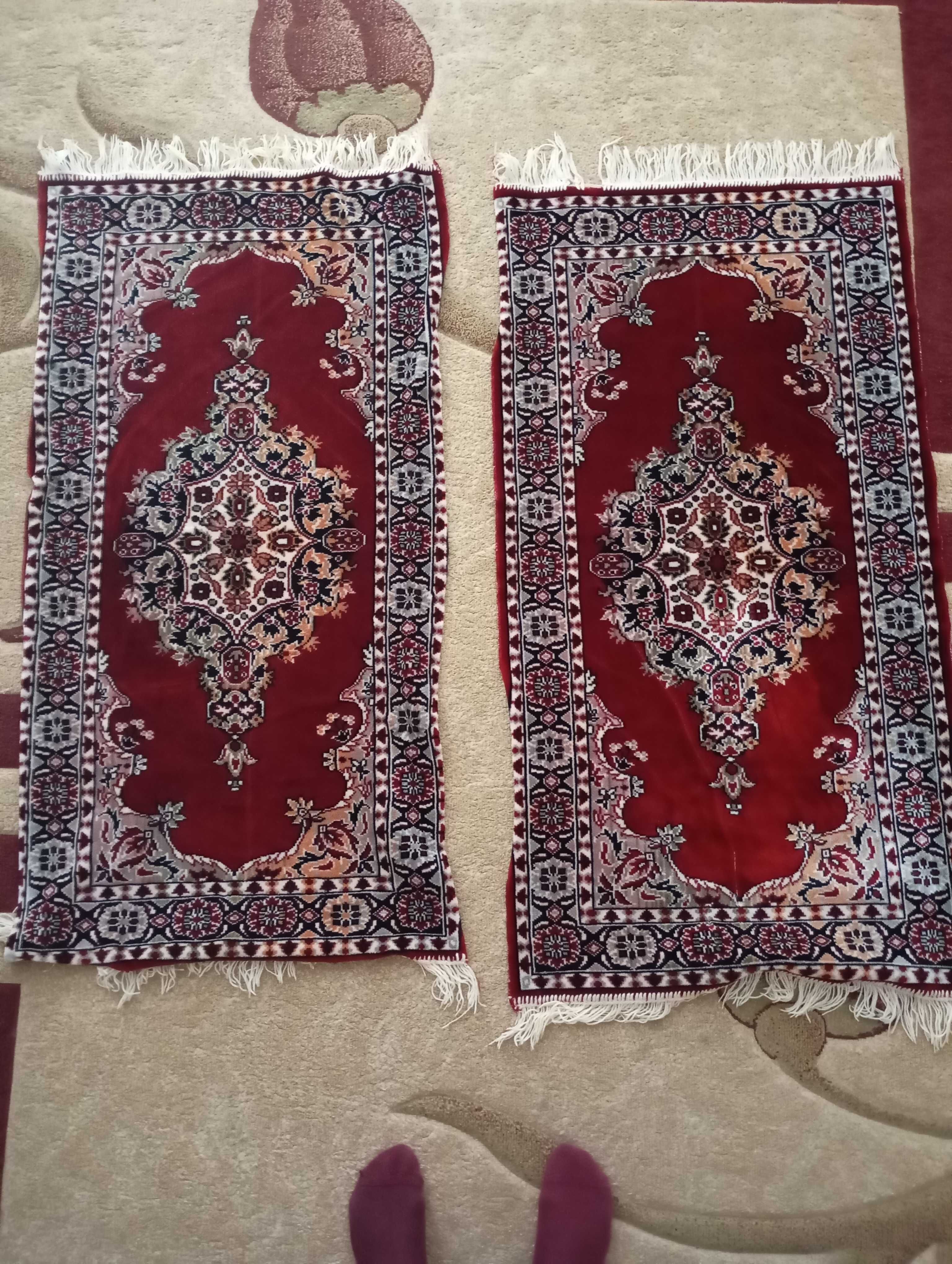 Продам дивандек на диван и два кресла