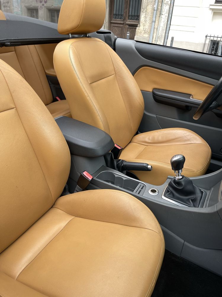 Ford Focus Coupe Cabriolet