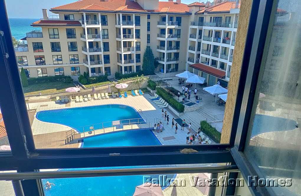 Продава се Тристаен апартамент в Бяла - 150 кв.м за 797 €/кв.м - Снимка #11