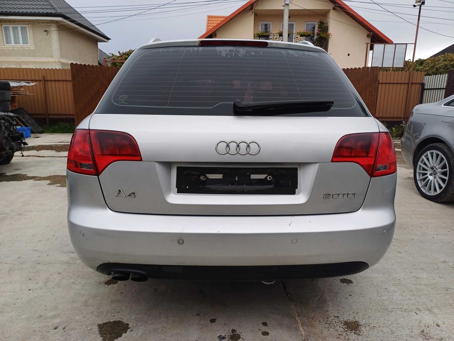 Portiere AUDI A4 B7 gri LY7W 2.0 TDI BPW automat JZU