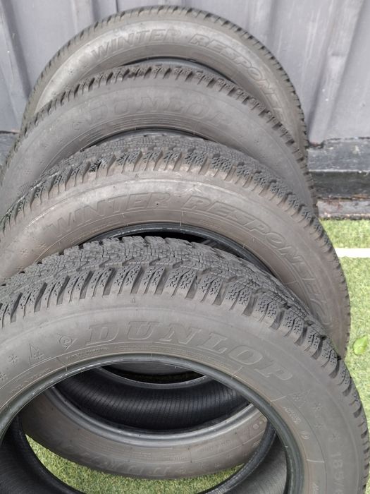Patru anvelope de iarnă DUNLOP 185 /60 R15